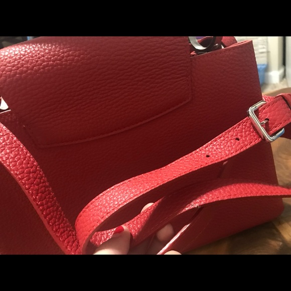 Capucines medium red bag - Picture 4 of 8